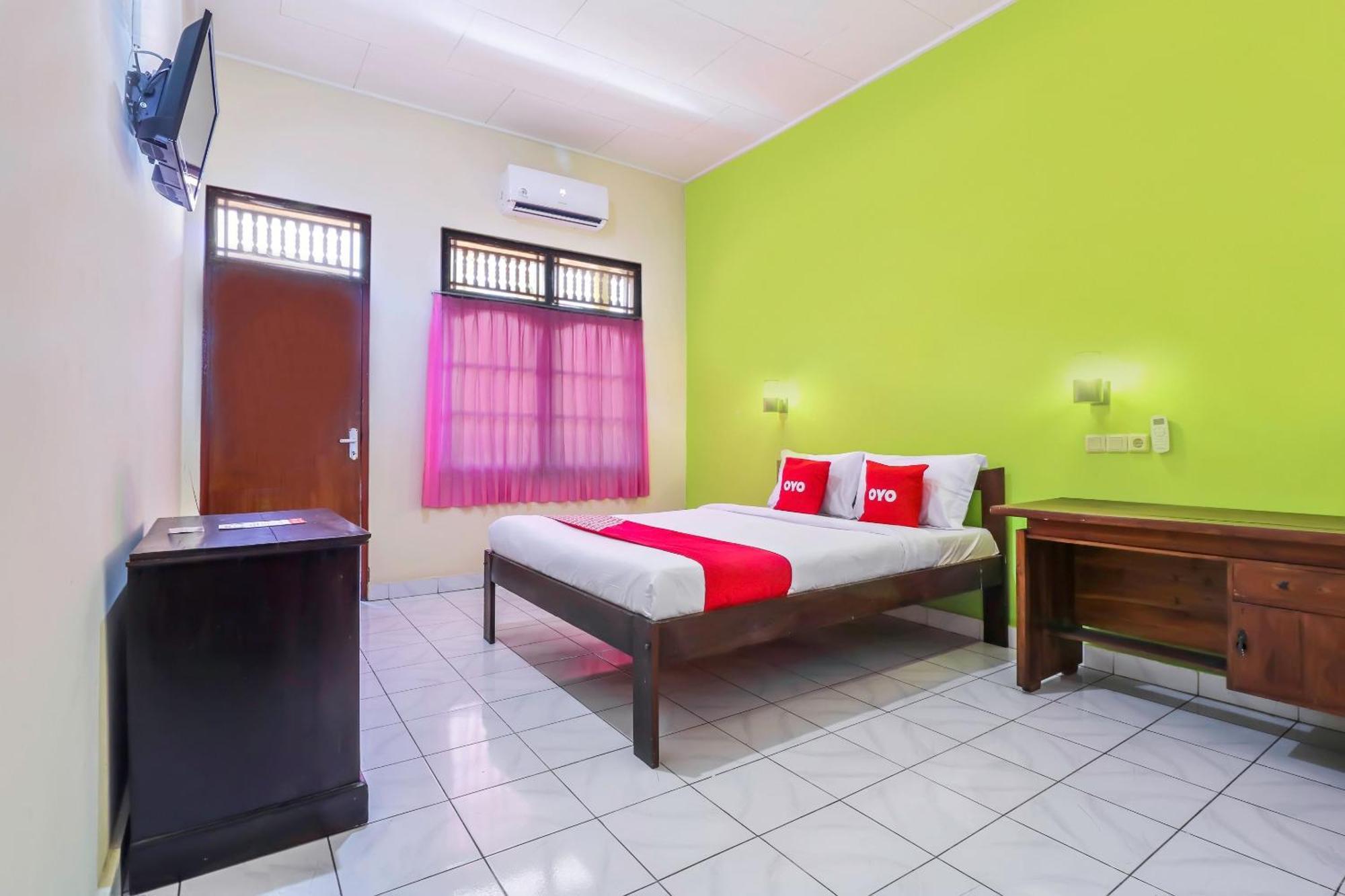 Oyo 2184 Nan Berlian Inn Legian Esterno foto