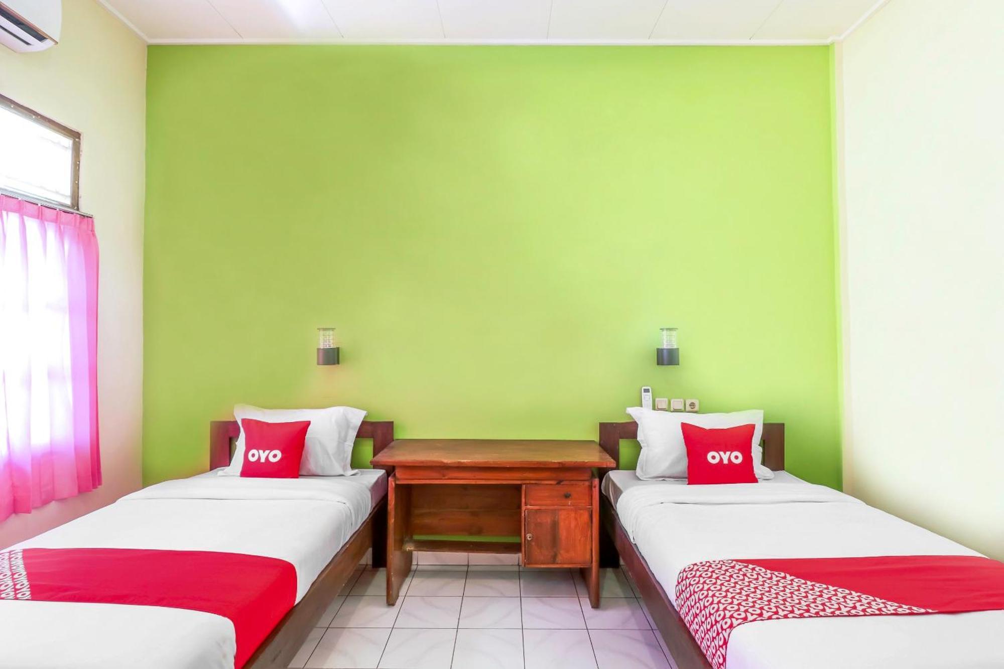 Oyo 2184 Nan Berlian Inn Legian Esterno foto