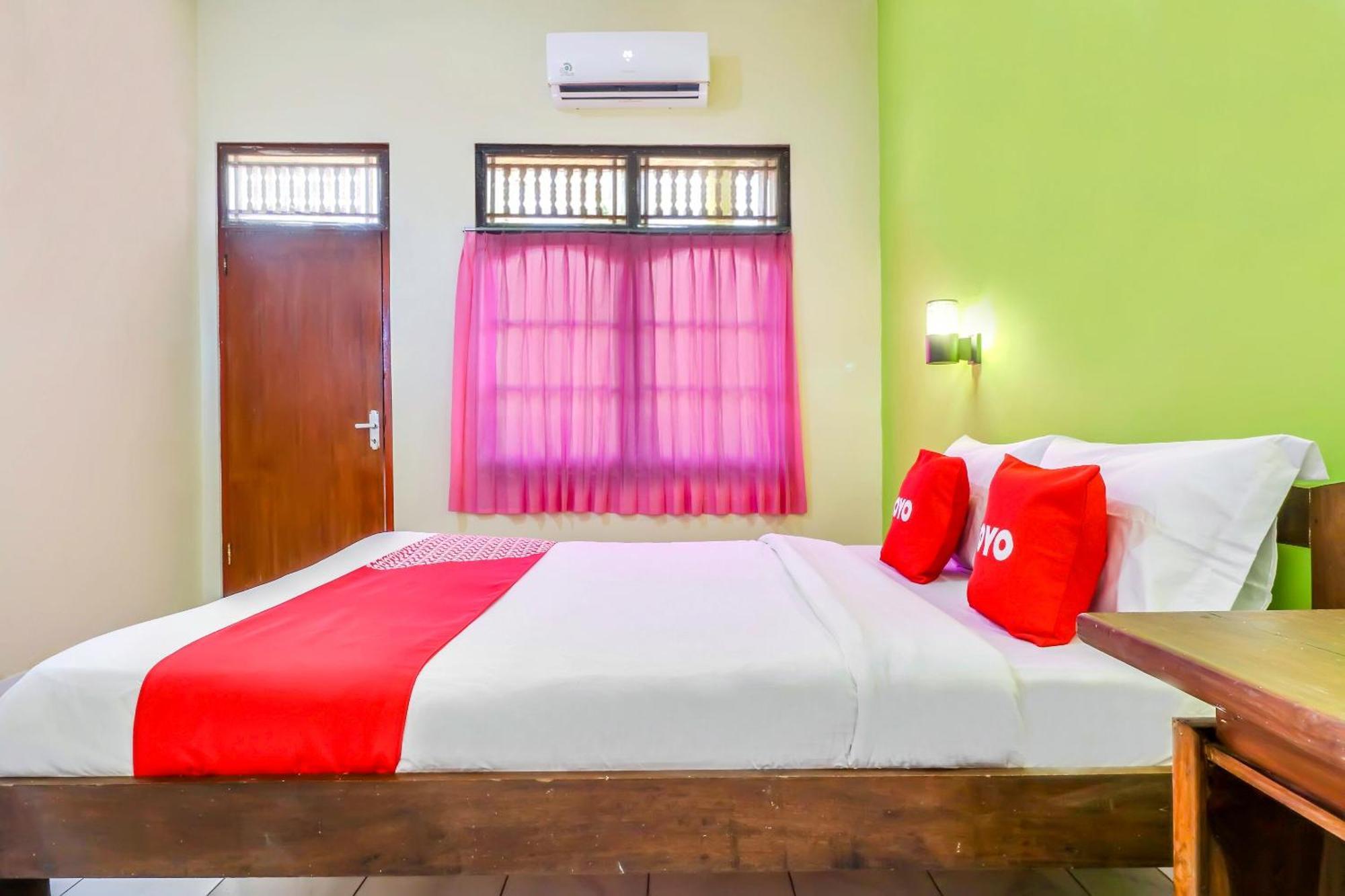 Oyo 2184 Nan Berlian Inn Legian Esterno foto