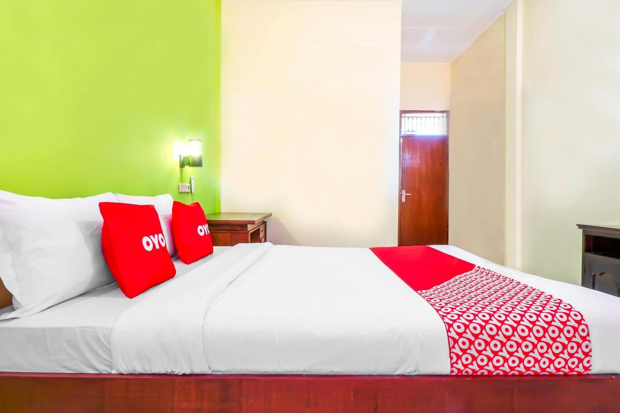 Oyo 2184 Nan Berlian Inn Legian Esterno foto